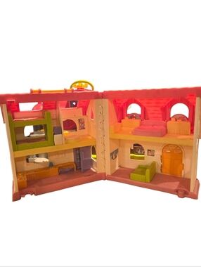 Fisher Price Little People Surprise & Sound Home Pink Dollhouse